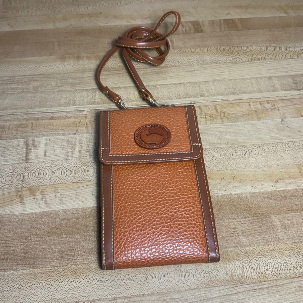 Dooney & Bourke All Weather Leather Crossbody Wallet Organizer Tan Brown Vintage